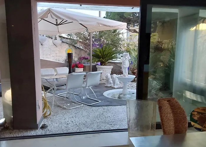 Apartmán Last Minute Garden And Jacuzzi,the Gorgeus !adult Only *