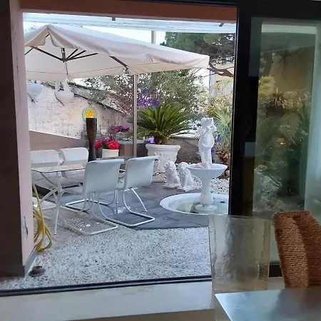 Apartment Last Minute Garden And Jacuzzi,the Most Gorgeus !adult Only *