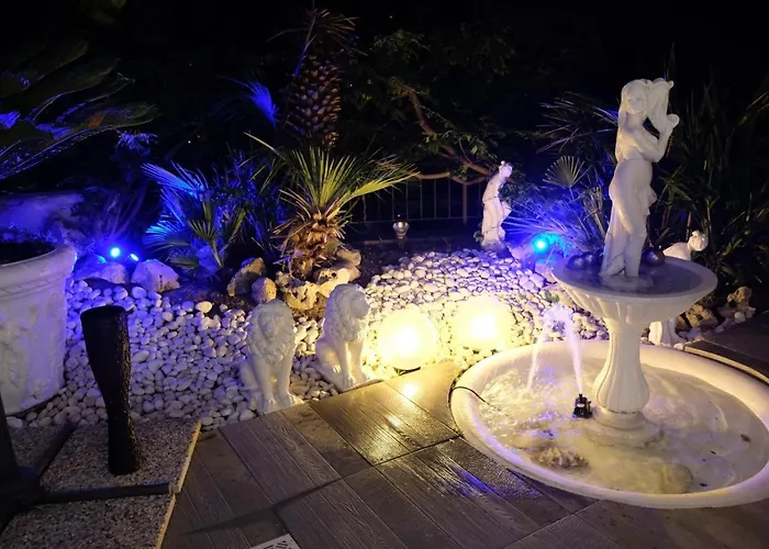 Apartment Last Minute Garden And Jacuzzi,the Gorgeus !adult Only